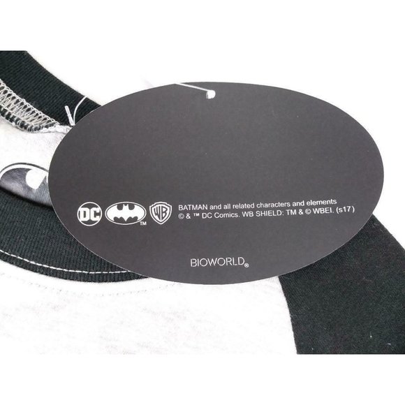 BATMAN Girls XL Shirt Top New With Cape Glitter Grey Black Yellow DC Comics - Picture 7 of 7